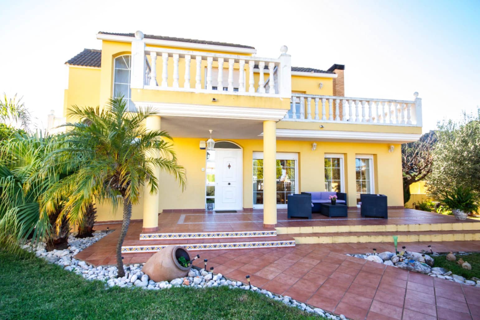 5 soveværelse Villa til salg i Orba med swimmingpool garage - € 650.000 (Ref: 9566321)