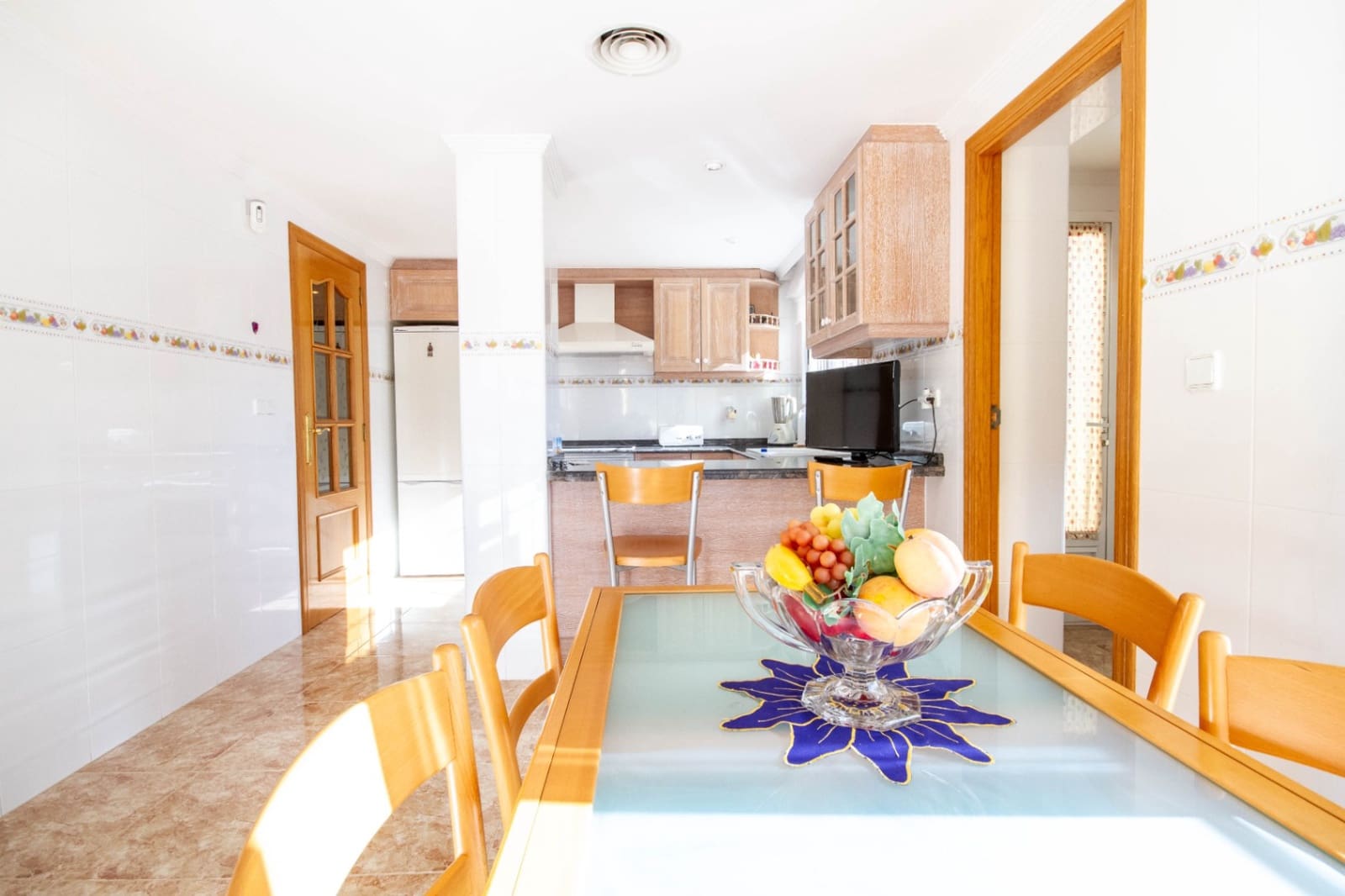 5 soveværelse Villa til salg i Orba med swimmingpool garage - € 650.000 (Ref: 9566321)