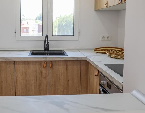 2 bedroom Apartment for sale in Dénia with pool - € 381,000 (Ref: 9566324)