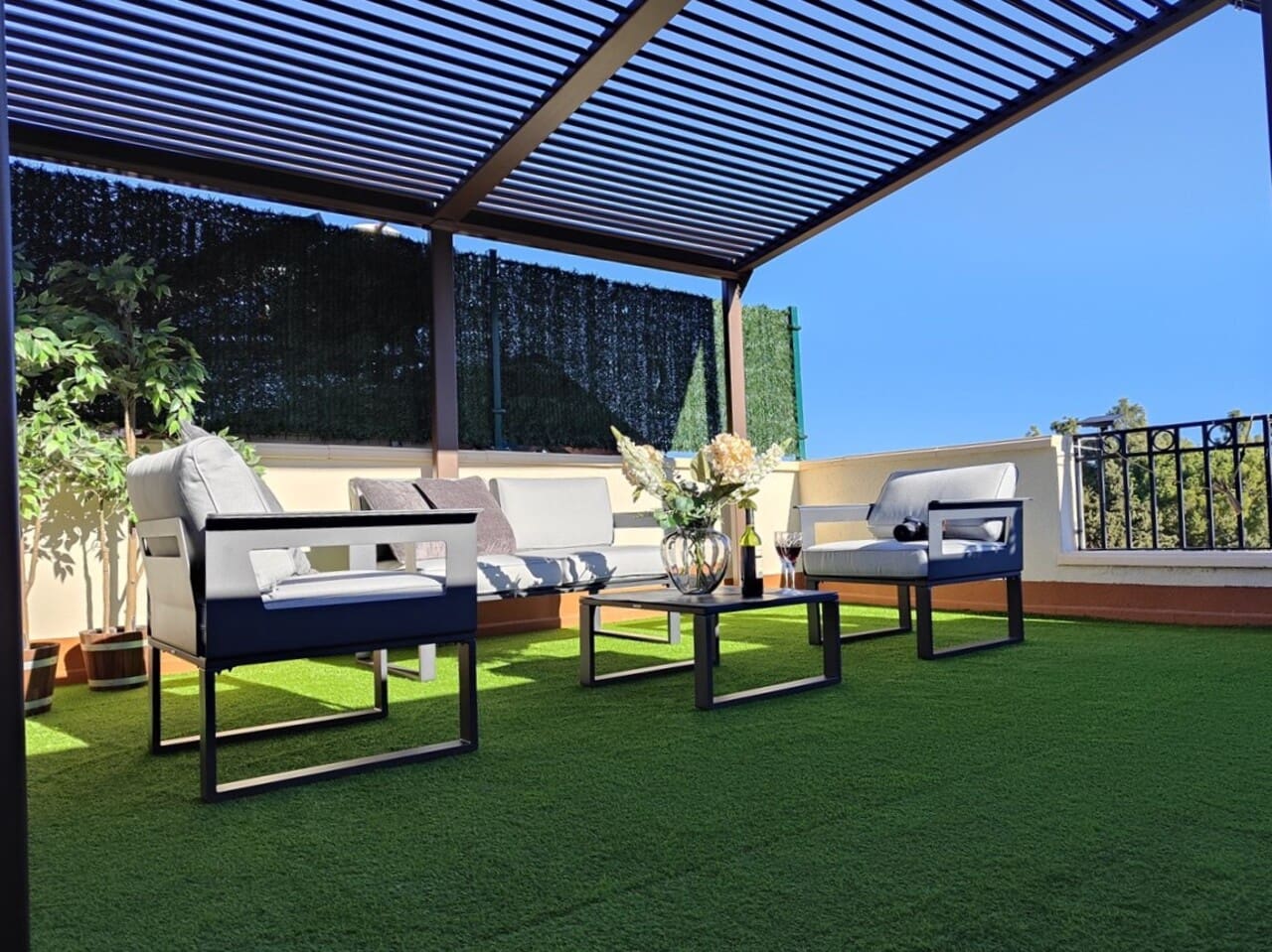 2 bedroom Apartment for sale in Denia with pool - € 381,000 (Ref: 9566324)