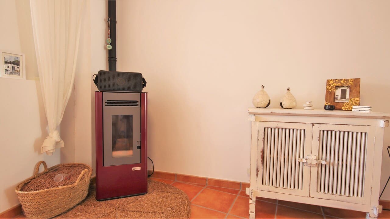 2 bedroom Townhouse for sale in Tarbena - € 145,000 (Ref: 9566334)