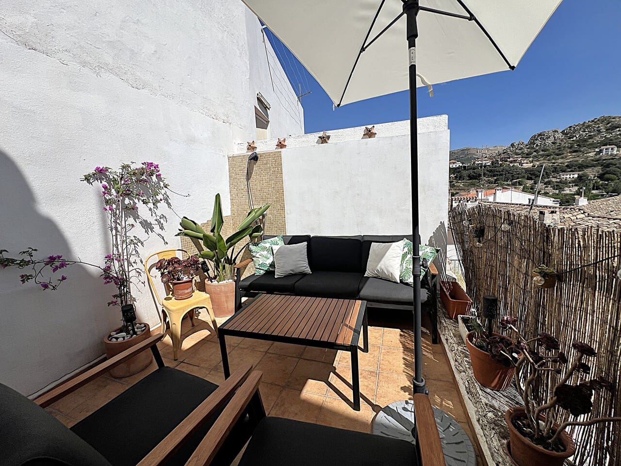 2 bedroom Townhouse for sale in Tarbena - € 145,000 (Ref: 9566334)