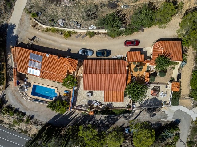 5 Zimmer Villa zu verkaufen in Castell de Castells - 545.000 € (Ref: 9566340)