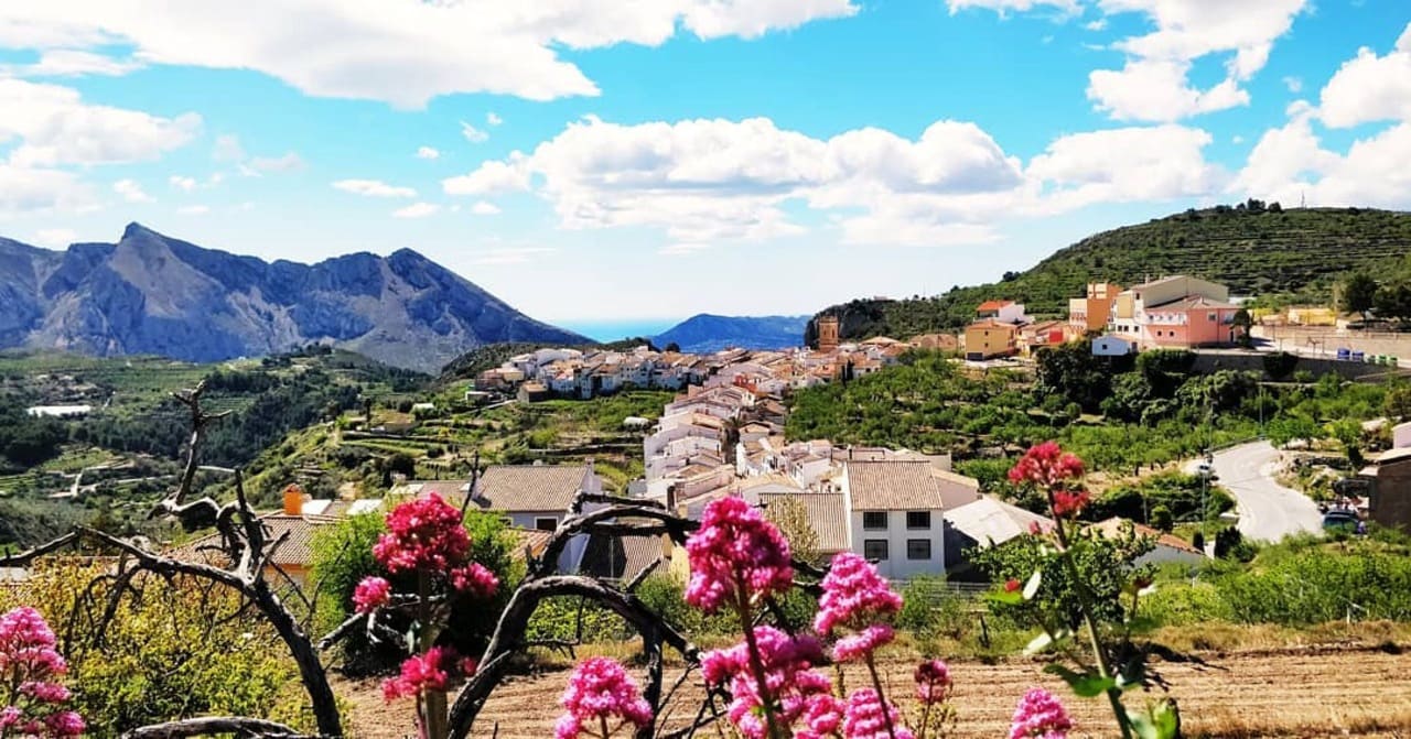 2 bedroom Townhouse for sale in Tarbena - € 150,000 (Ref: 9566347)