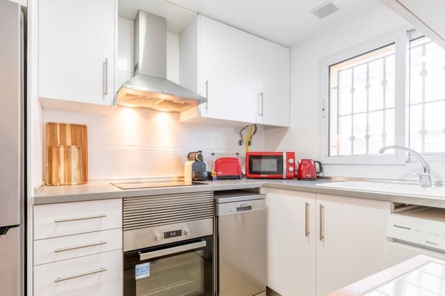 Casa de 3 habitaciones en Javea / Xàbia en venta con piscina garaje - 475.000 € (Ref: 9566348)