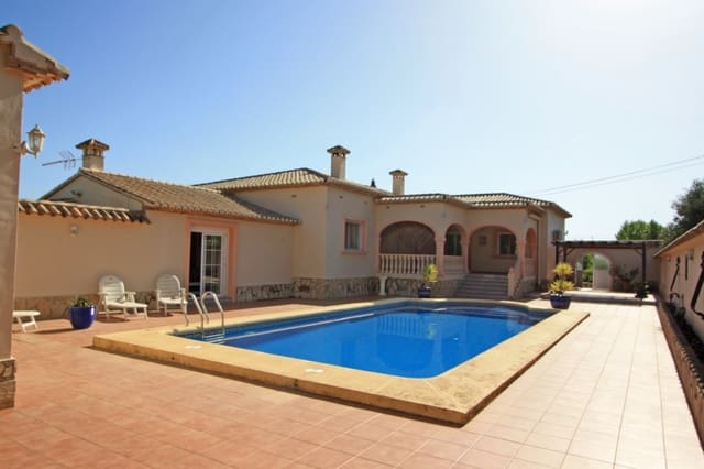 4 Zimmer Villa zu verkaufen in Jalón / Xaló mit Pool Garage - 599.000 € (Ref: 9566360)