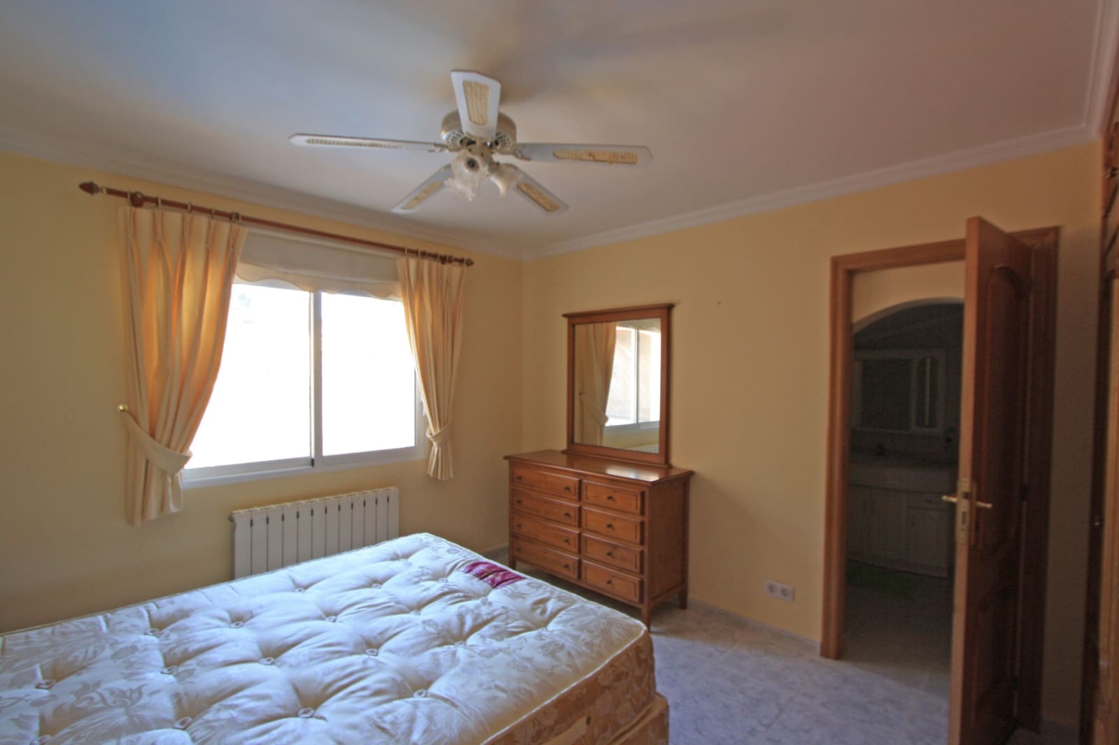 4 camera da letto Villa in vendita in Jalon / Xalo con piscina garage - 599.000 € (Rif: 9566360)