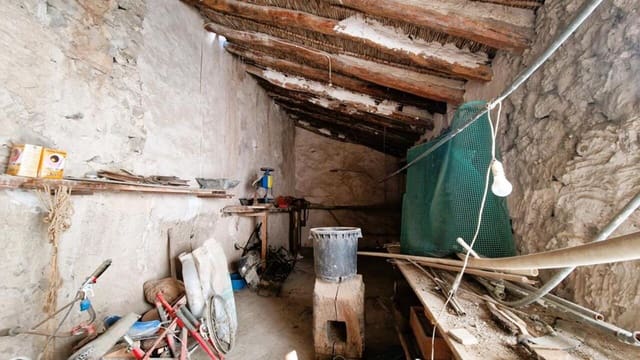 4 soveværelse Byhus til salg i Parcent - € 110.000 (Ref: 9566362)