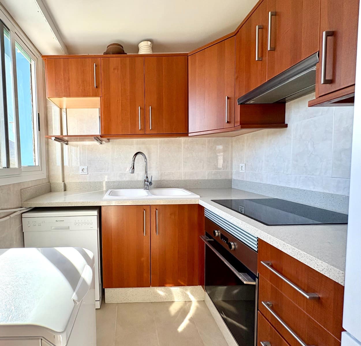 2 makuuhuone Ranta-asunto myytävänä paikassa Denia - 180 000 € (Ref: 9566371)