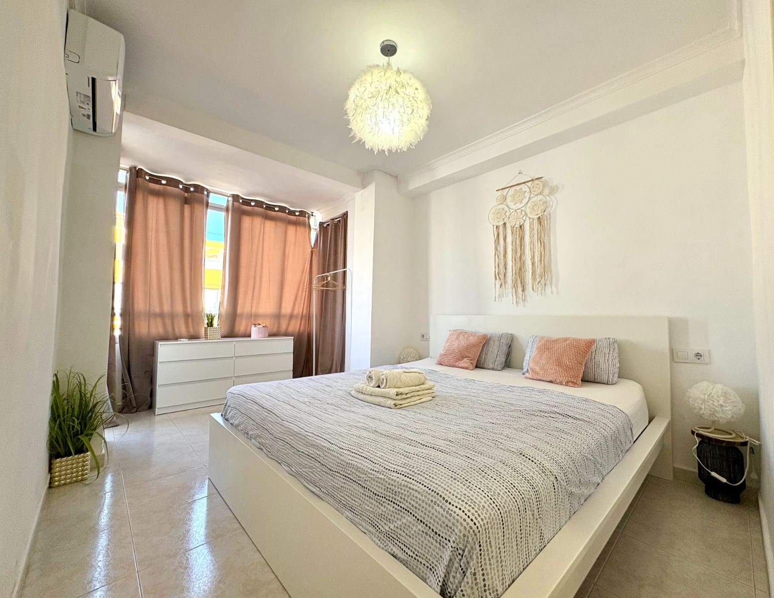 4 soveværelse Lejlighed til salg i Denia - € 295.000 (Ref: 9566373)