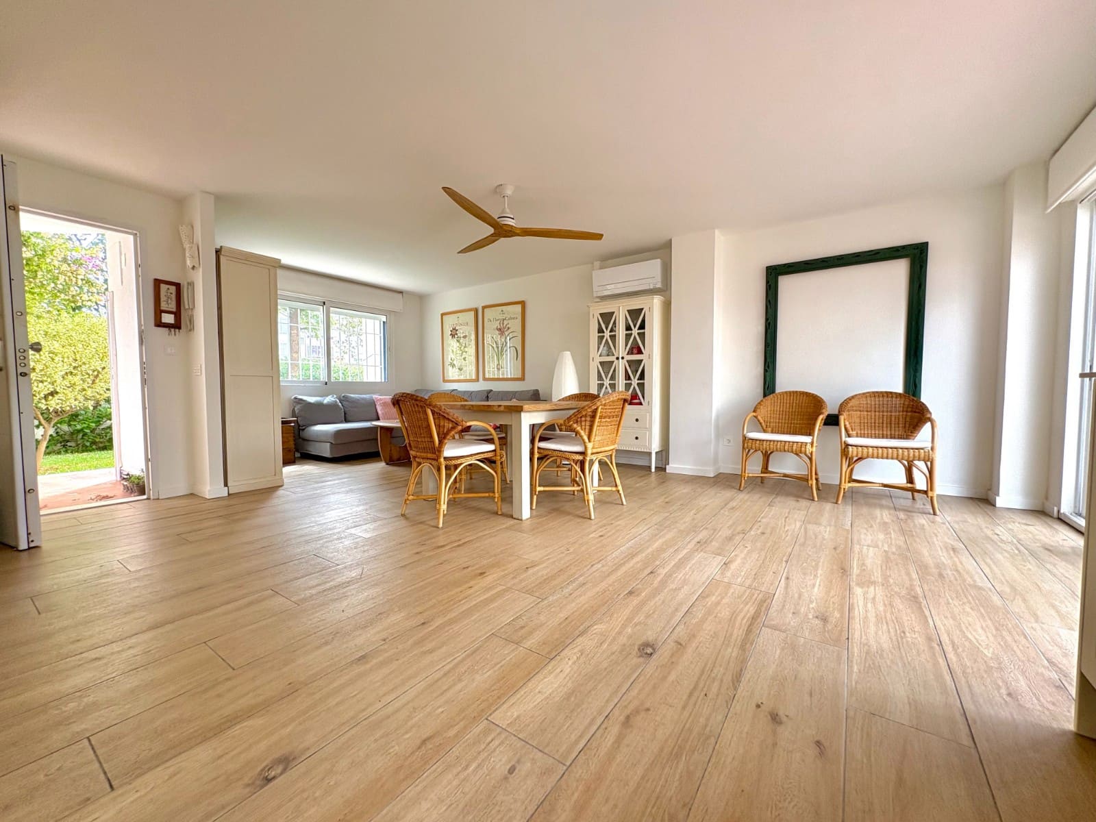 2 camera da letto Appartamento sulla Spiaggia in vendita in Denia con piscina - 390.000 € (Rif: 9566374)