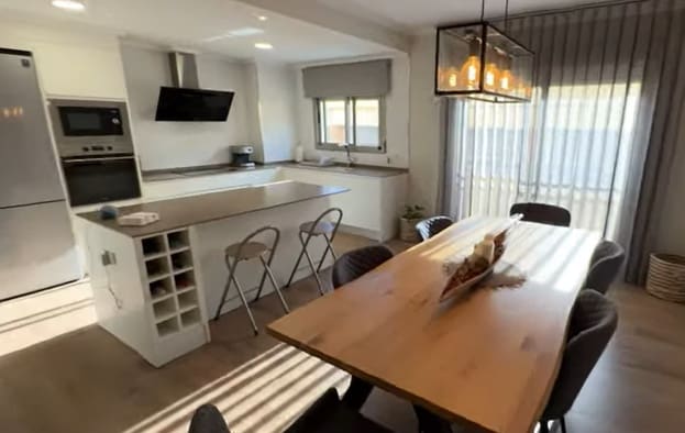 Apartamento de 3 habitaciones en Orba en venta con garaje - 245.000 € (Ref: 9592131)