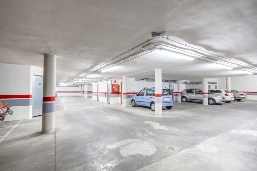 Apartamento de 3 habitaciones en Orba en venta con garaje - 245.000 € (Ref: 9592131)