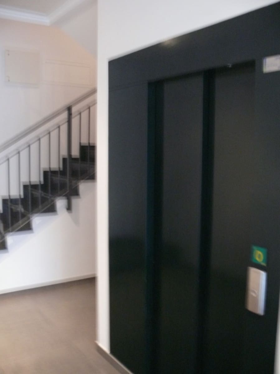 Apartamento de 3 habitaciones en Orba en venta con garaje - 245.000 € (Ref: 9592131)