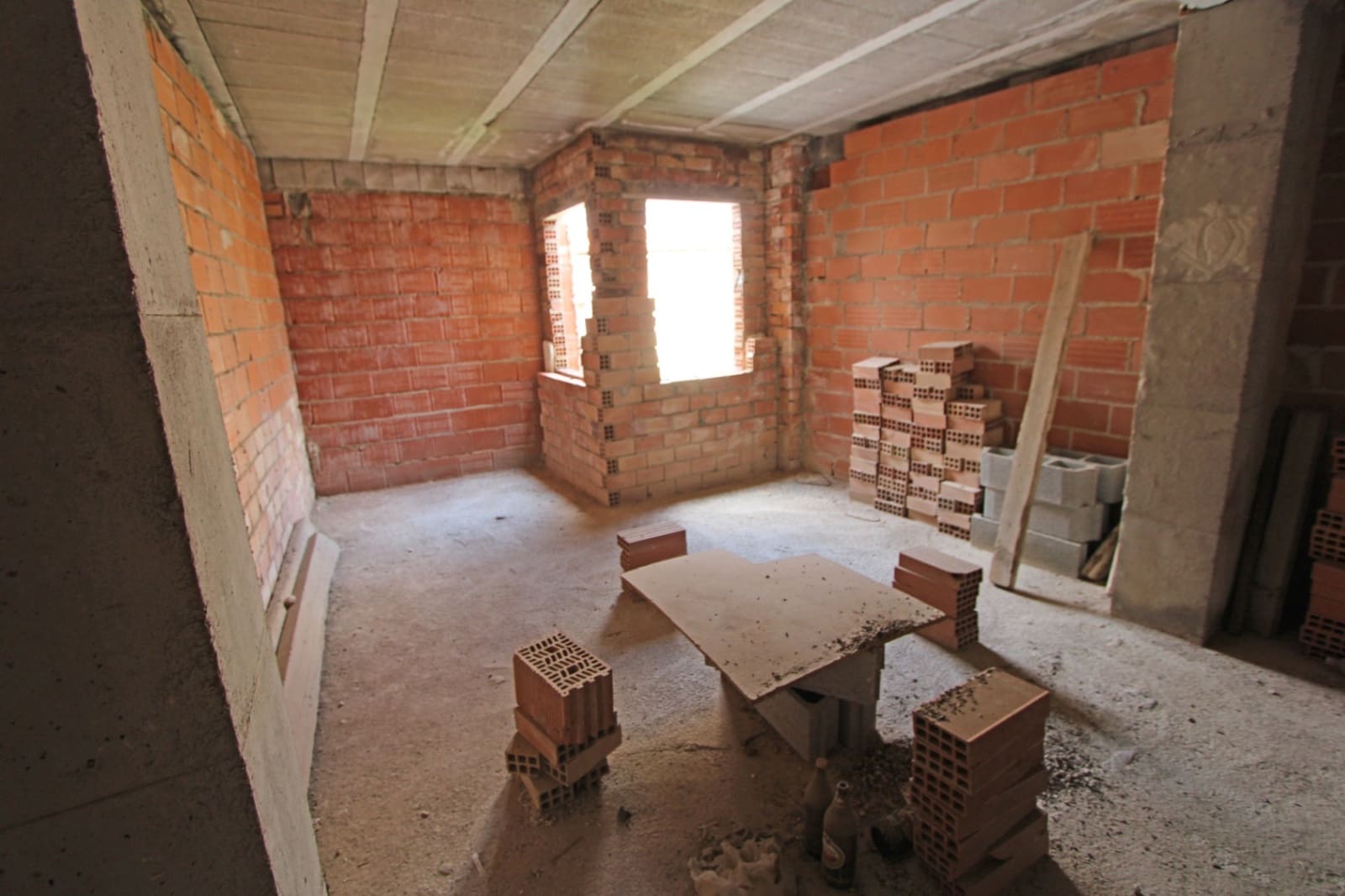 Dom na sprzedaż w Murla - 120 000 € (Ref: 9592134)