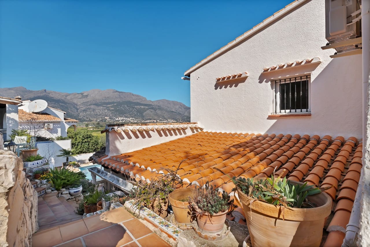 4 soveværelse Villa til salg i Orba - € 599.950 (Ref: 9675910)