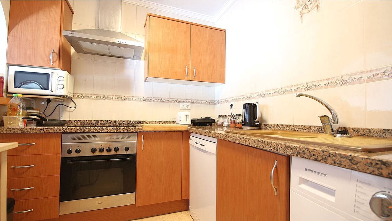 3 bedroom Townhouse for sale in Benigembla / Benichembla - € 185,000 (Ref: 9675913)