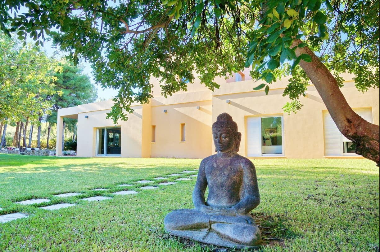 5 bedroom Villa for sale in Denia with pool garage - € 2,995,000 (Ref: 9675915)