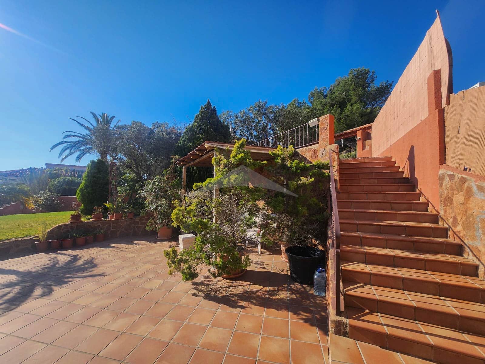 3 sypialnia Willa na sprzedaż w Cumbre del Sol z basenem garażem - 520 000 € (Ref: 9737026)