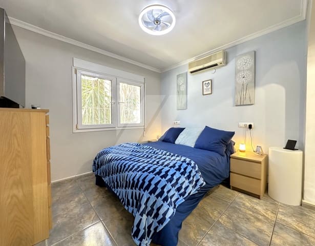 2 makuuhuone Huvila myytävänä paikassa Moraira, Teulada-Moraira mukana uima-altaan 
autotalli - 875 000 € (Ref: 9737027)