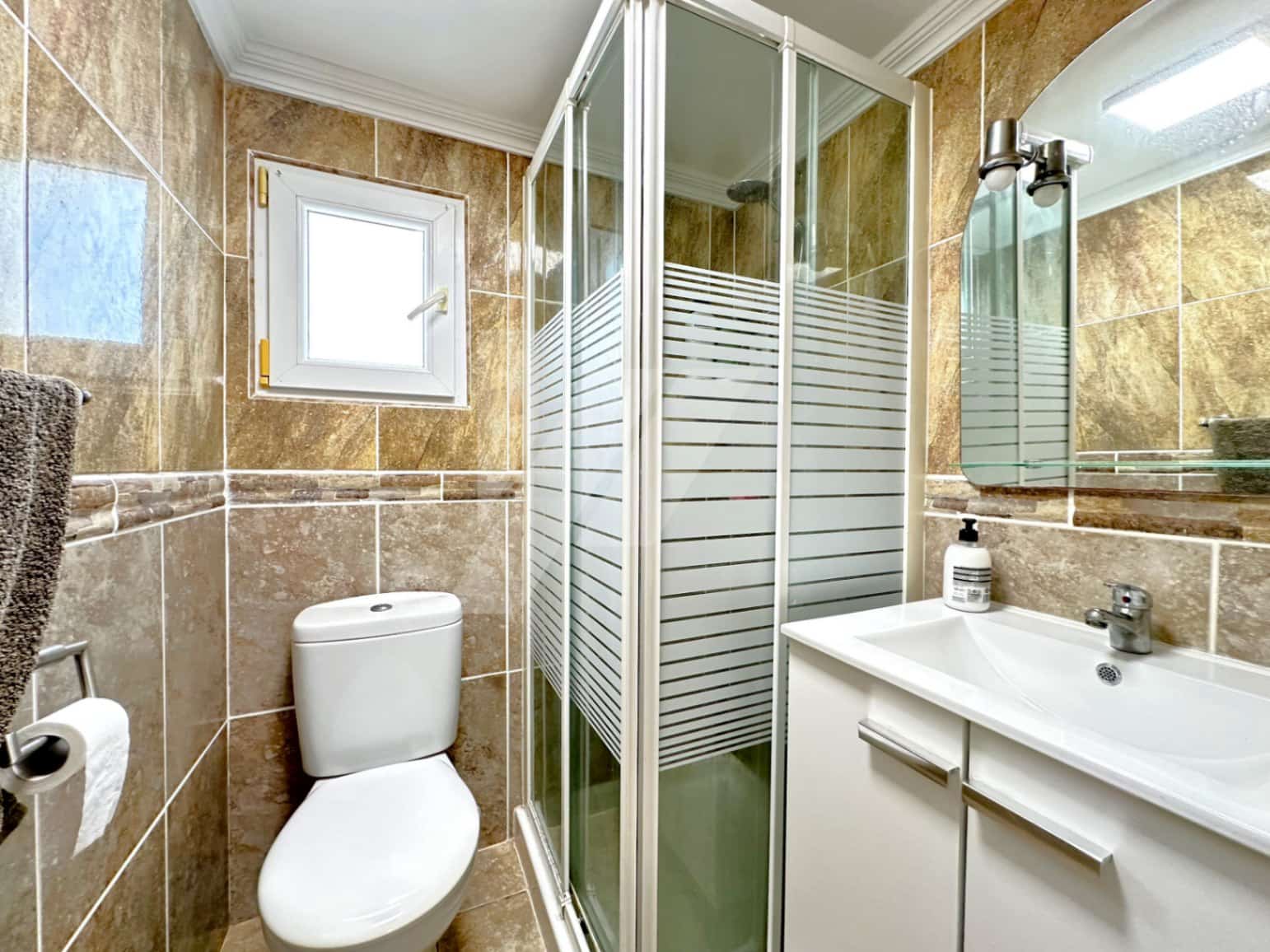 2 makuuhuone Huvila myytävänä paikassa Moraira mukana uima-altaan 
autotalli - 875 000 € (Ref: 9737027)