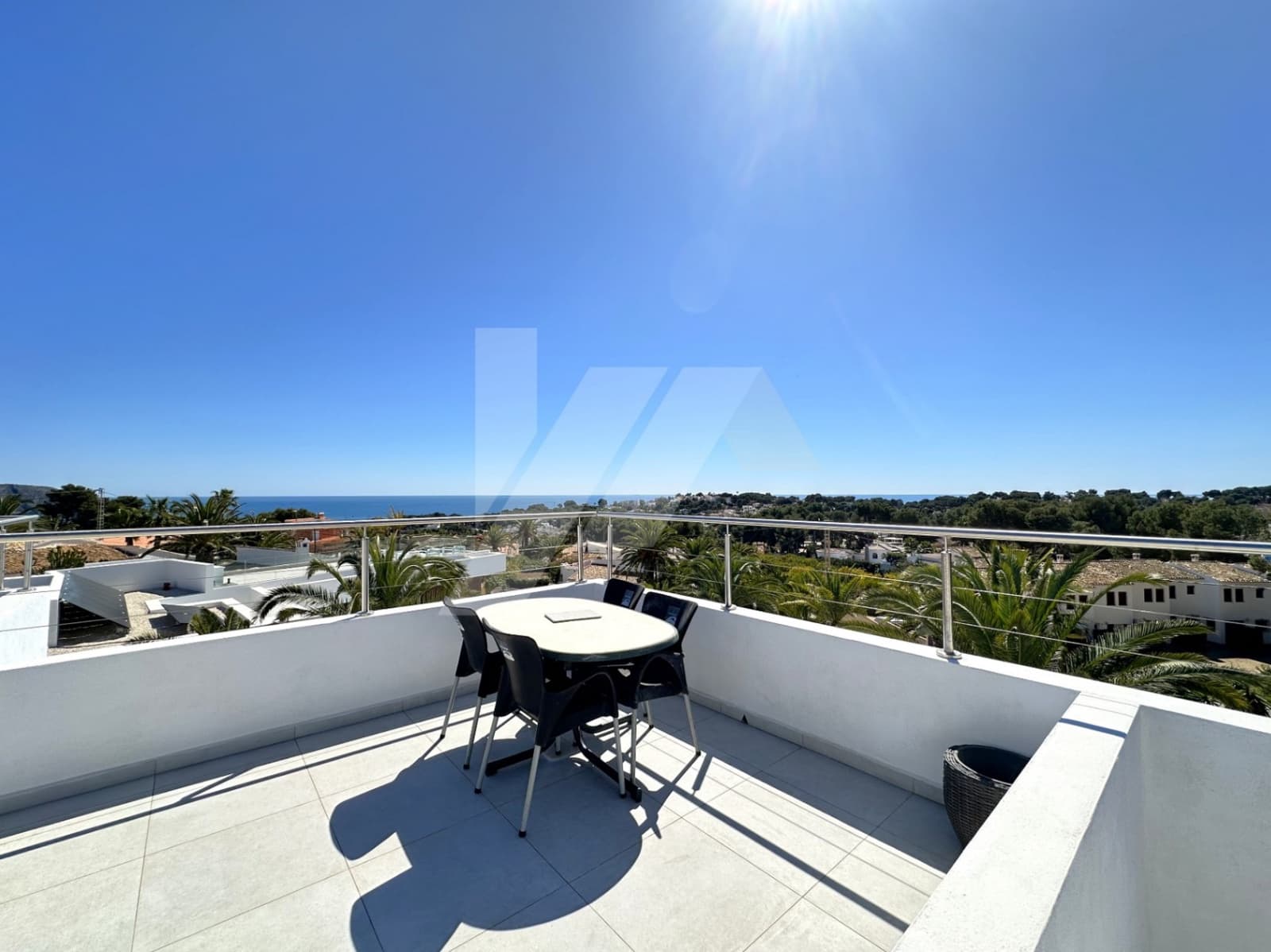 2 makuuhuone Huvila myytävänä paikassa Moraira mukana uima-altaan 
autotalli - 875 000 € (Ref: 9737027)