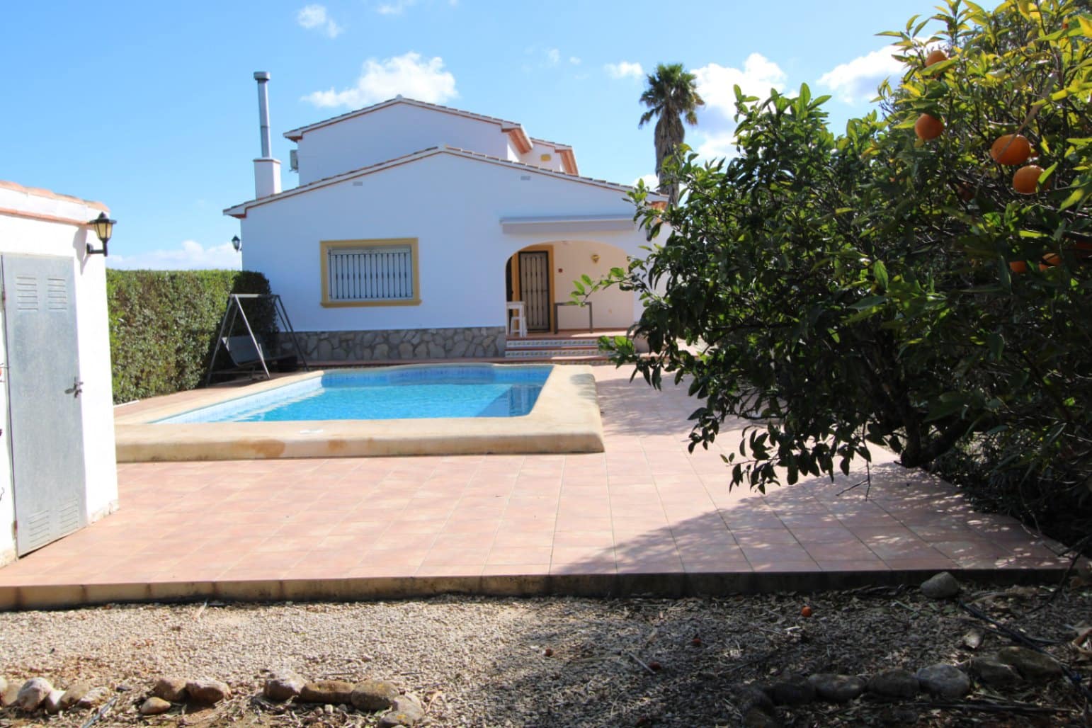 4 bedroom Villa for sale in Benidoleig with pool garage - € 575,000 (Ref: 9737029)