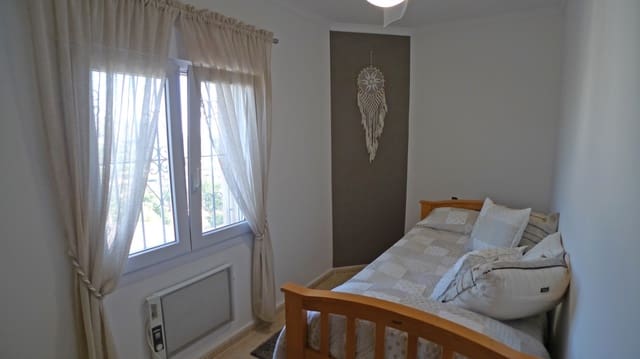 3 chambre Villa/Maison à vendre à Orba avec piscine garage - 475 000 € (Ref: 9737031)