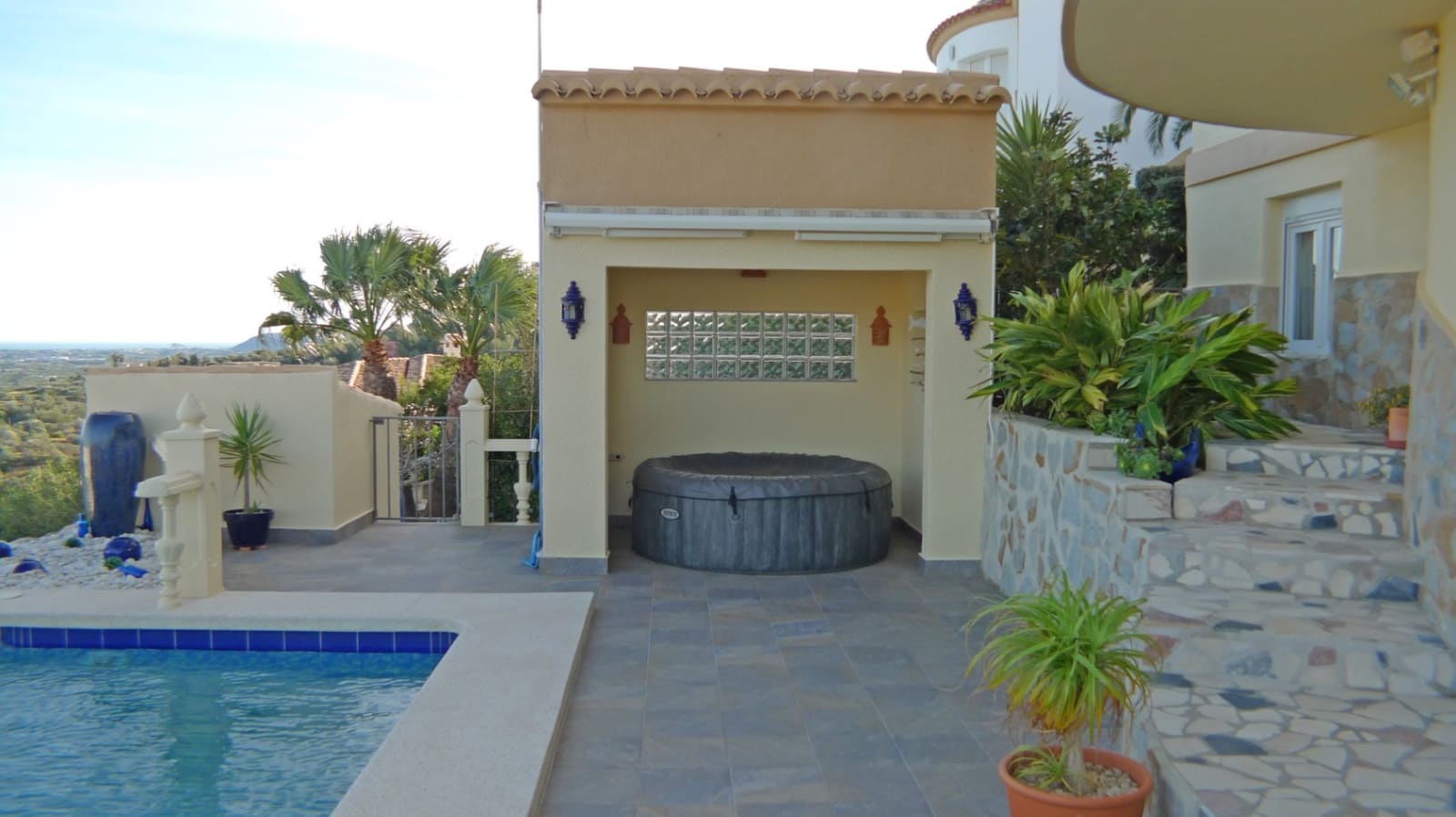 3 chambre Villa/Maison à vendre à Orba avec piscine garage - 475 000 € (Ref: 9737031)