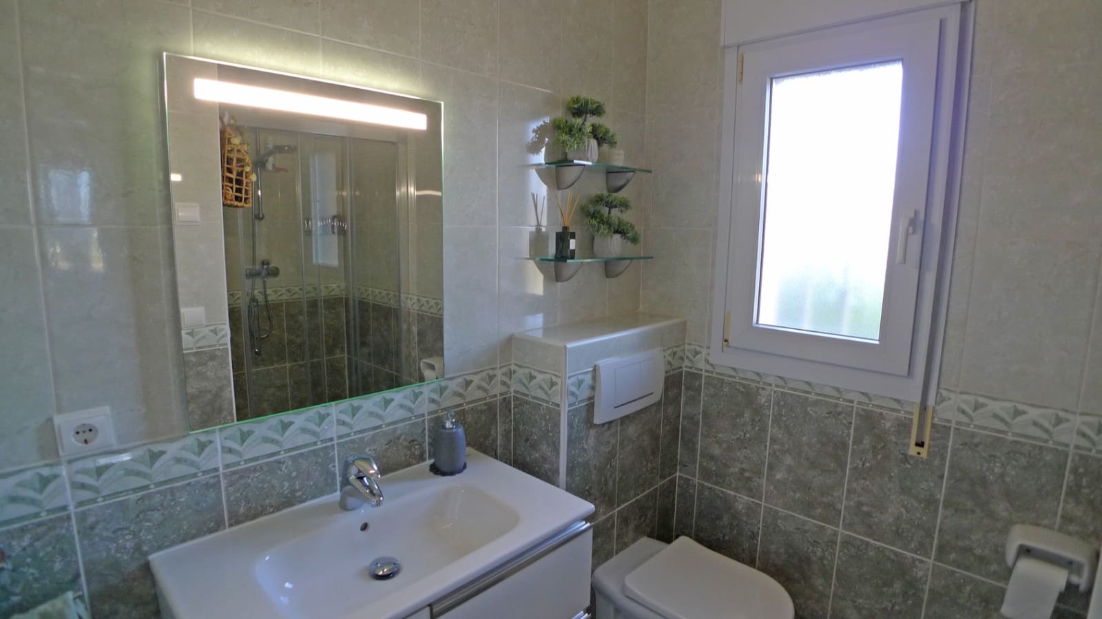 3 chambre Villa/Maison à vendre à Orba avec piscine garage - 475 000 € (Ref: 9737031)