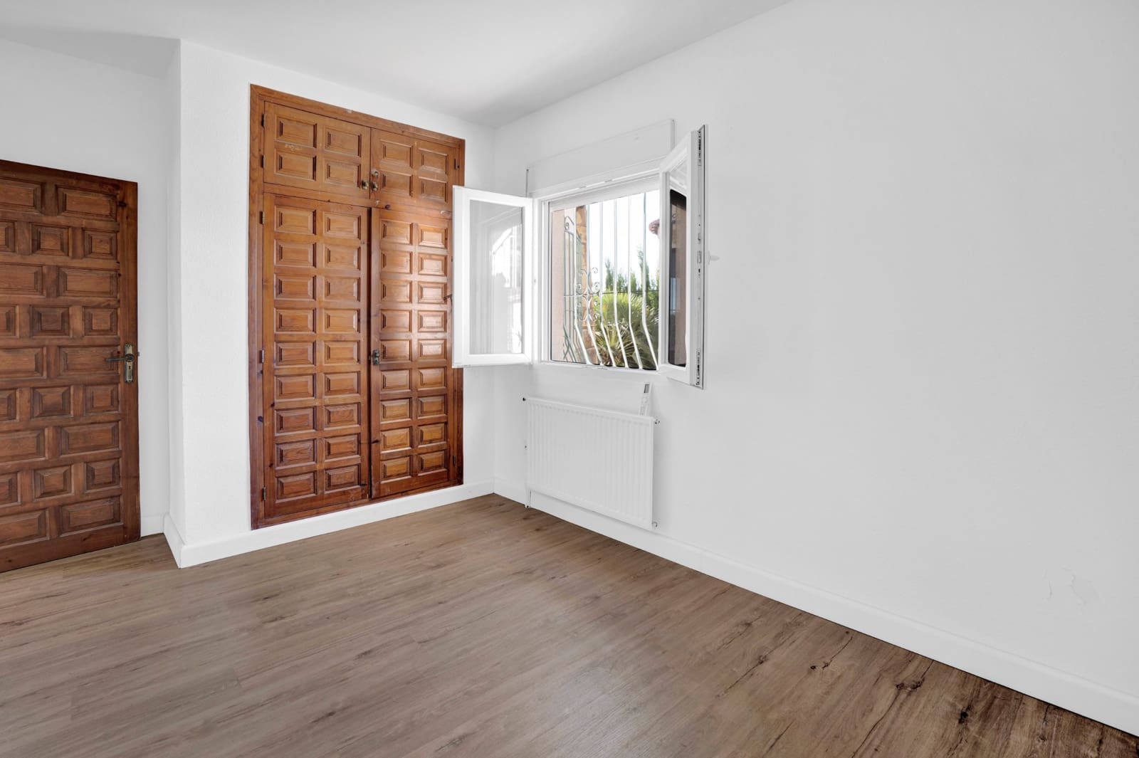 Chalet de 2 habitaciones en Calpe / Calp en venta - 475.000 € (Ref: 9753418)