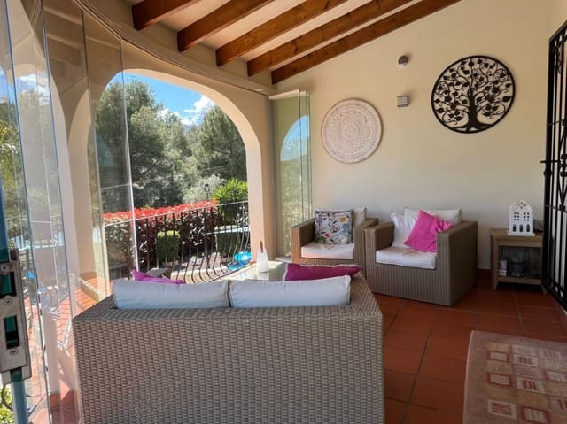 1 sypialnia Willa na sprzedaż w Alcalalí / Alcanalí z basenem garażem - 585 000 € (Ref: 9753421)