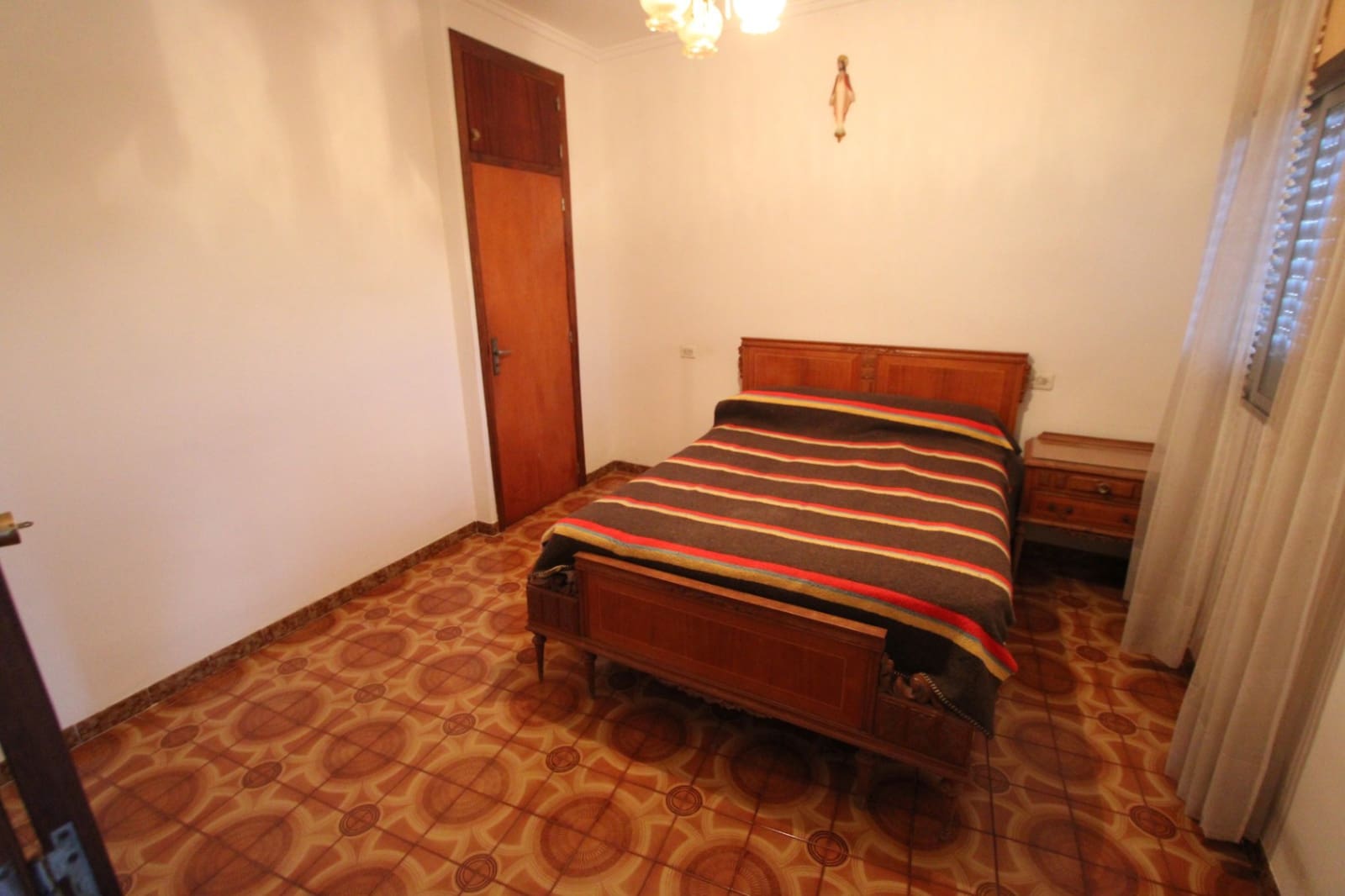 5 soveværelse Byhus til salg i Murla med garage - € 180.000 (Ref: 9753431)