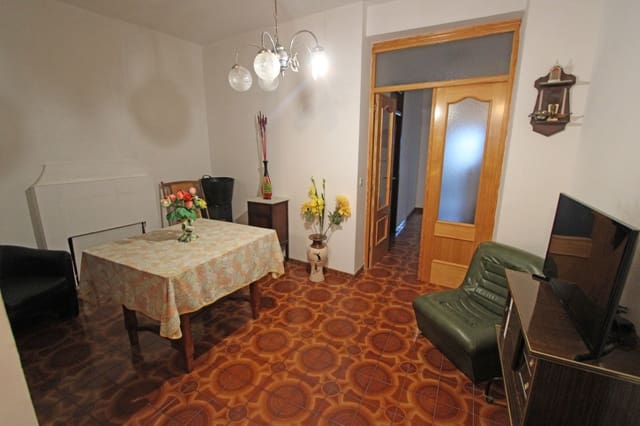 5 soveværelse Byhus til salg i Murla med garage - € 180.000 (Ref: 9753431)