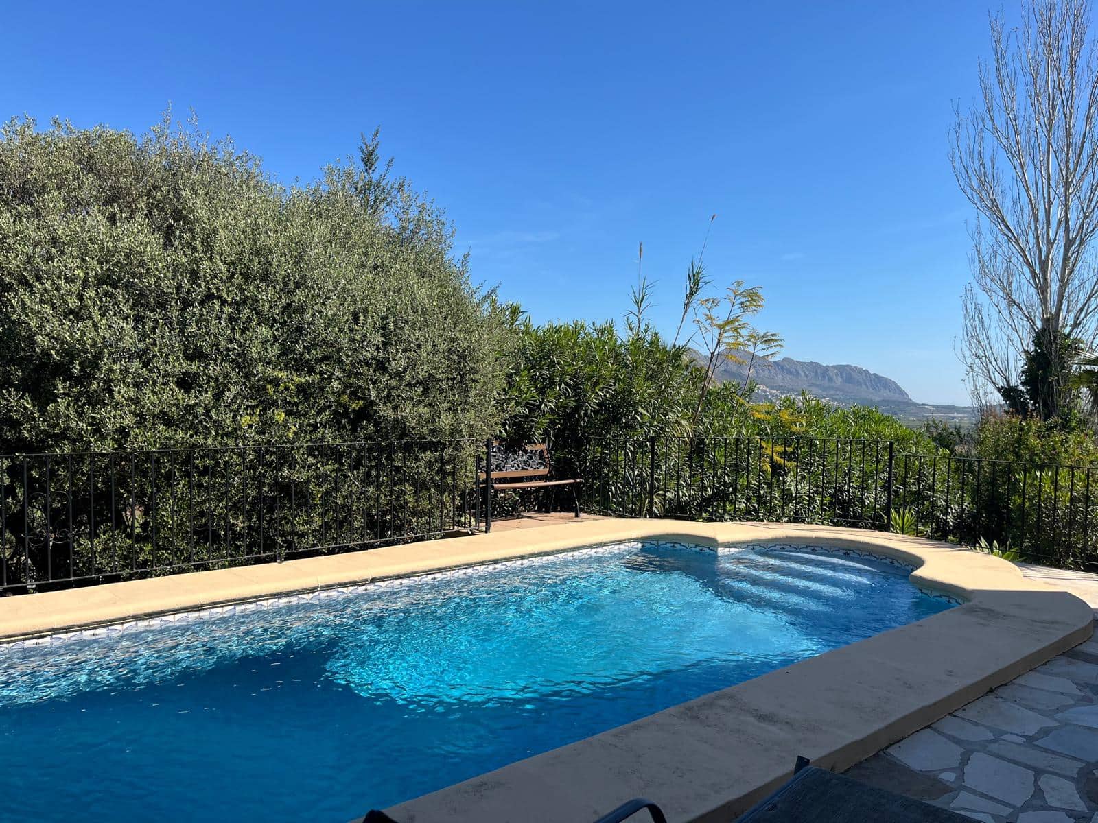 2 camera da letto Villa in vendita in Orba con piscina garage - 420.000 € (Rif: 9798062)