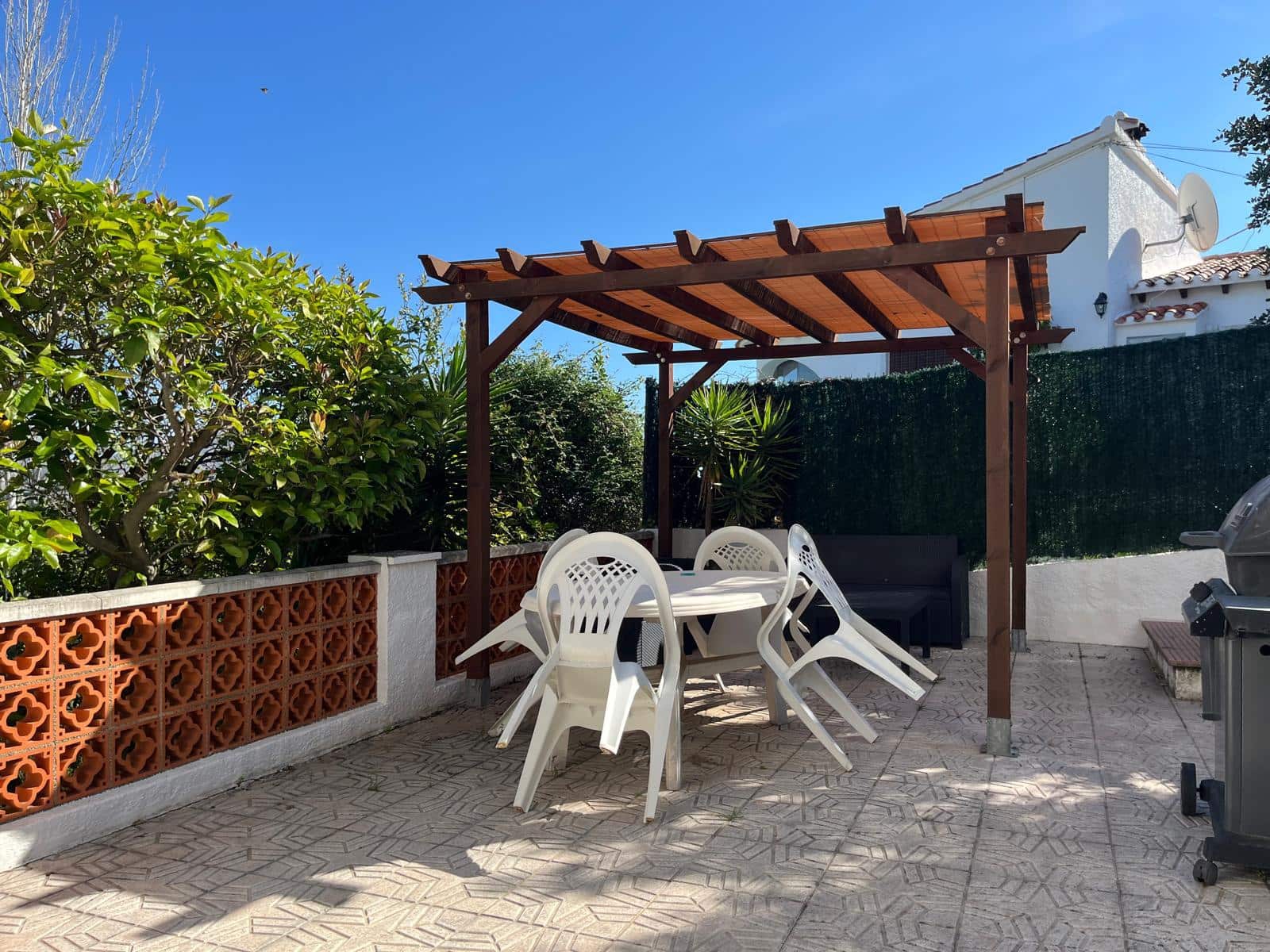 2 camera da letto Villa in vendita in Orba con piscina garage - 420.000 € (Rif: 9798062)