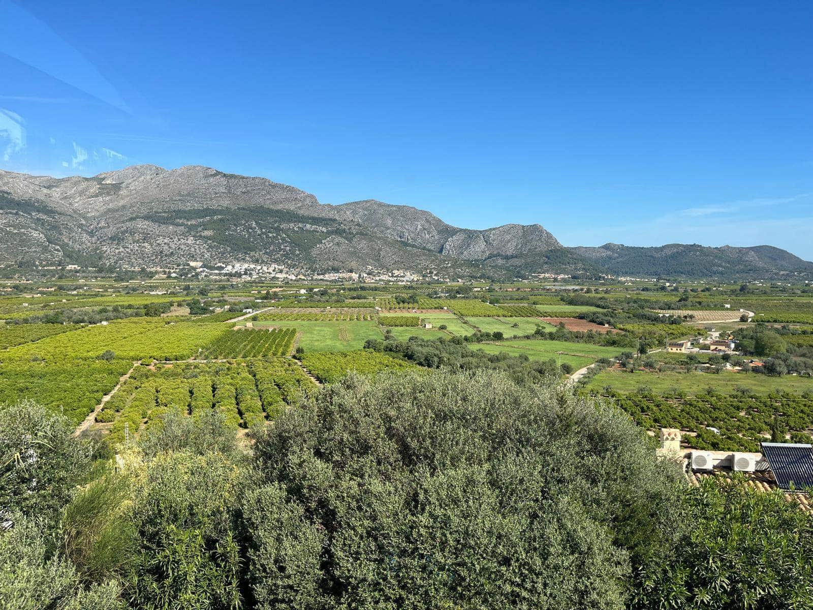 2 camera da letto Villa in vendita in Orba con piscina garage - 420.000 € (Rif: 9798062)