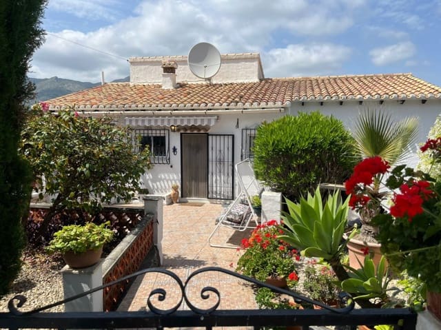 2 sovrum Villa till salu i Orba med pool garage - 420 000 € (Ref: 9798062)