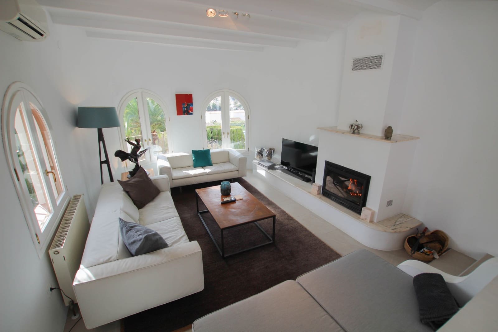 2 bedroom Villa for sale in Benissa with pool garage - € 1,499,000 (Ref: 9821250)