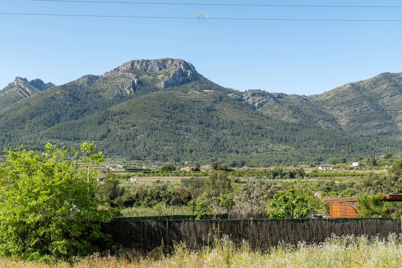 6 bedroom Villa for sale in Alcalali / Alcanali - € 649,950 (Ref: 9821251)