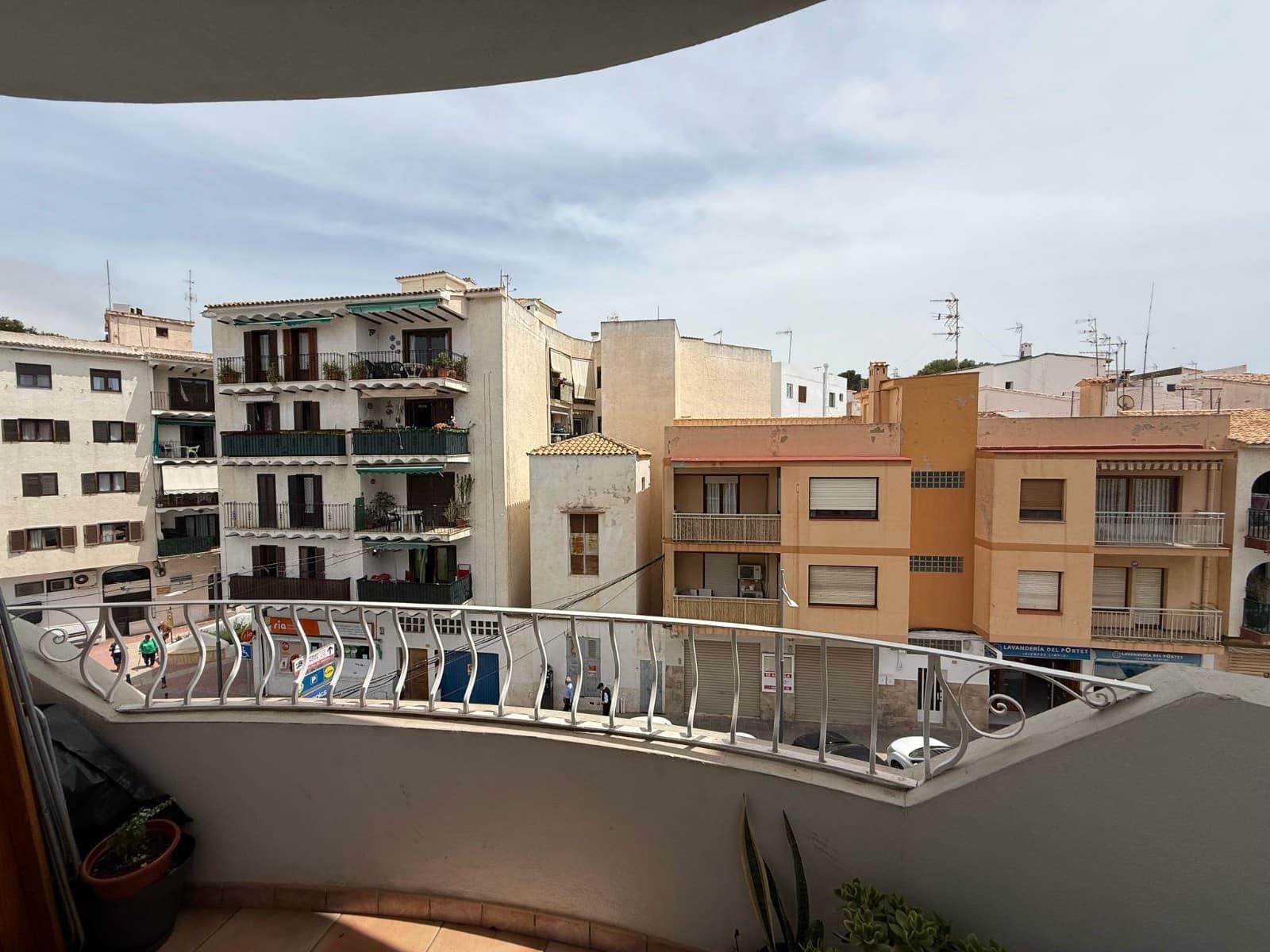 1 bedroom Apartment for sale in Moraira - € 181,000 (Ref: 9821254)