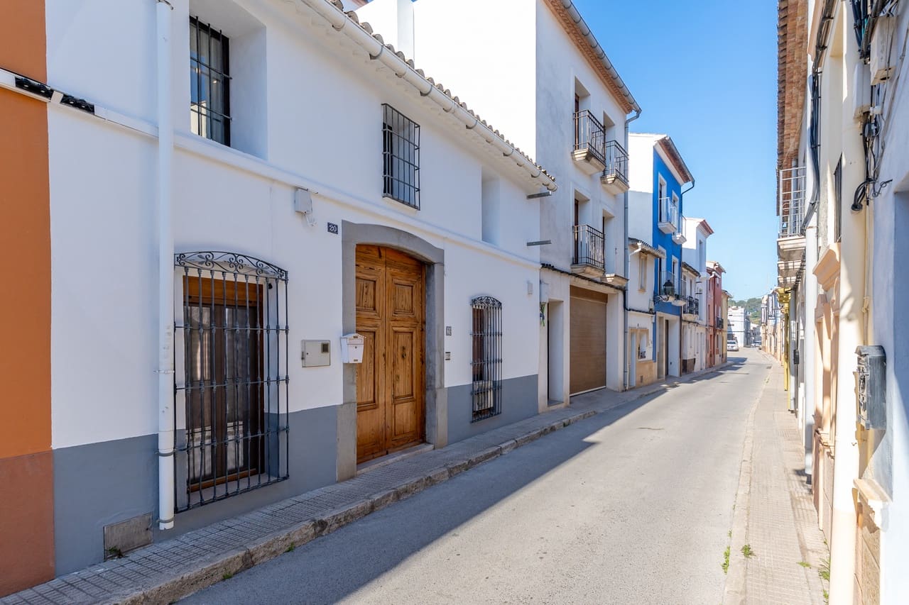 5 quarto Casa em Banda para venda em Jalon / Xalo - 475 000 € (Ref: 9854304)