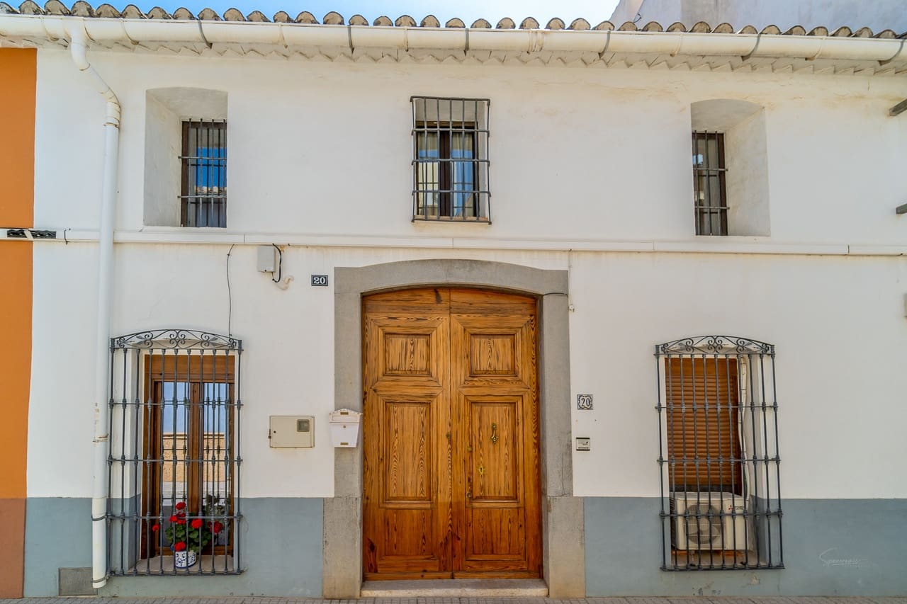 5 quarto Casa em Banda para venda em Jalon / Xalo - 475 000 € (Ref: 9854304)