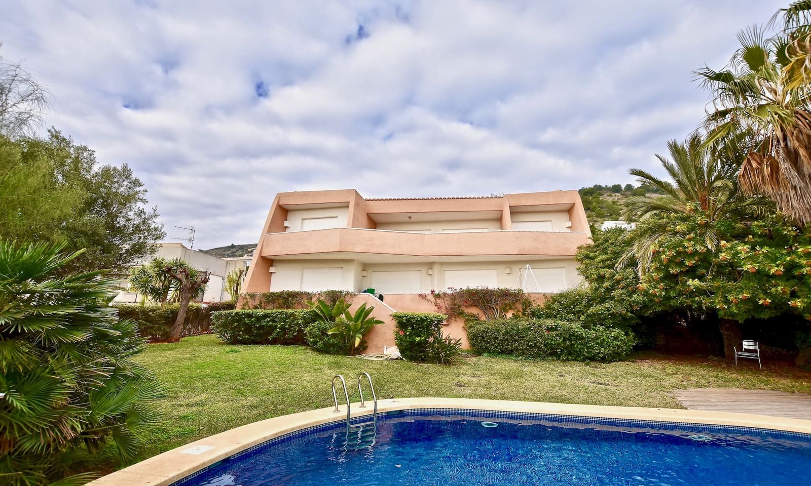 6 soveværelse Villa til salg i Javea / Xabia med swimmingpool garage - € 950.000 (Ref: 9854308)