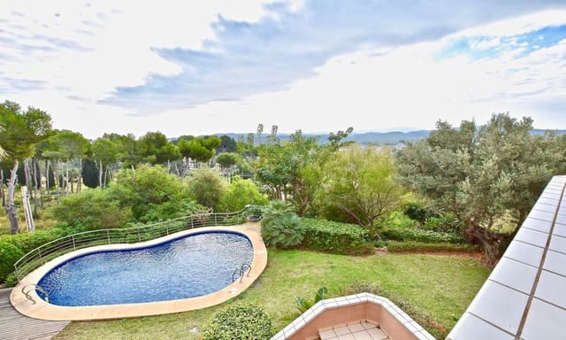 Chalet de 6 habitaciones en Puerto, Javea / Xàbia en venta con piscina garaje - 950.000 € (Ref: 9854308)