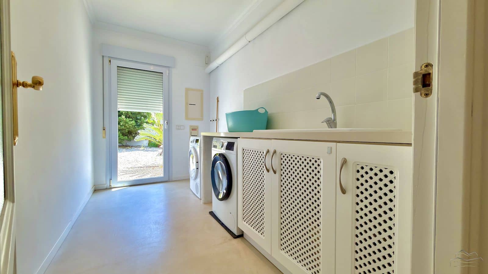 4 sypialnia Willa na sprzedaż w Javea / Xabia z basenem garażem - 1 850 000 € (Ref: 9867616)