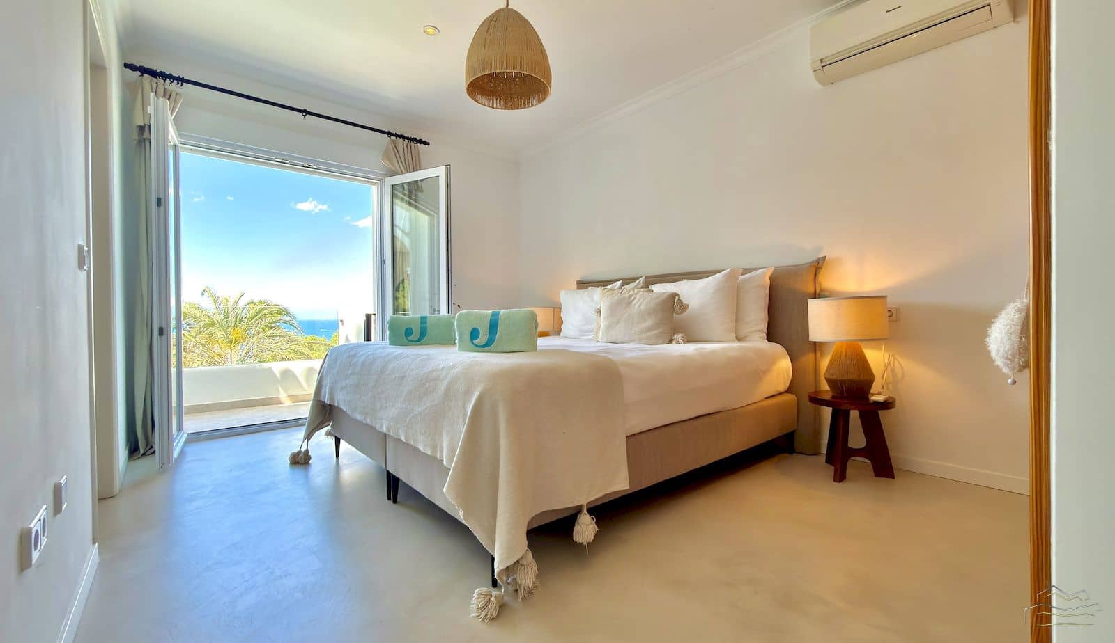 4 sypialnia Willa na sprzedaż w Javea / Xabia z basenem garażem - 1 850 000 € (Ref: 9867616)