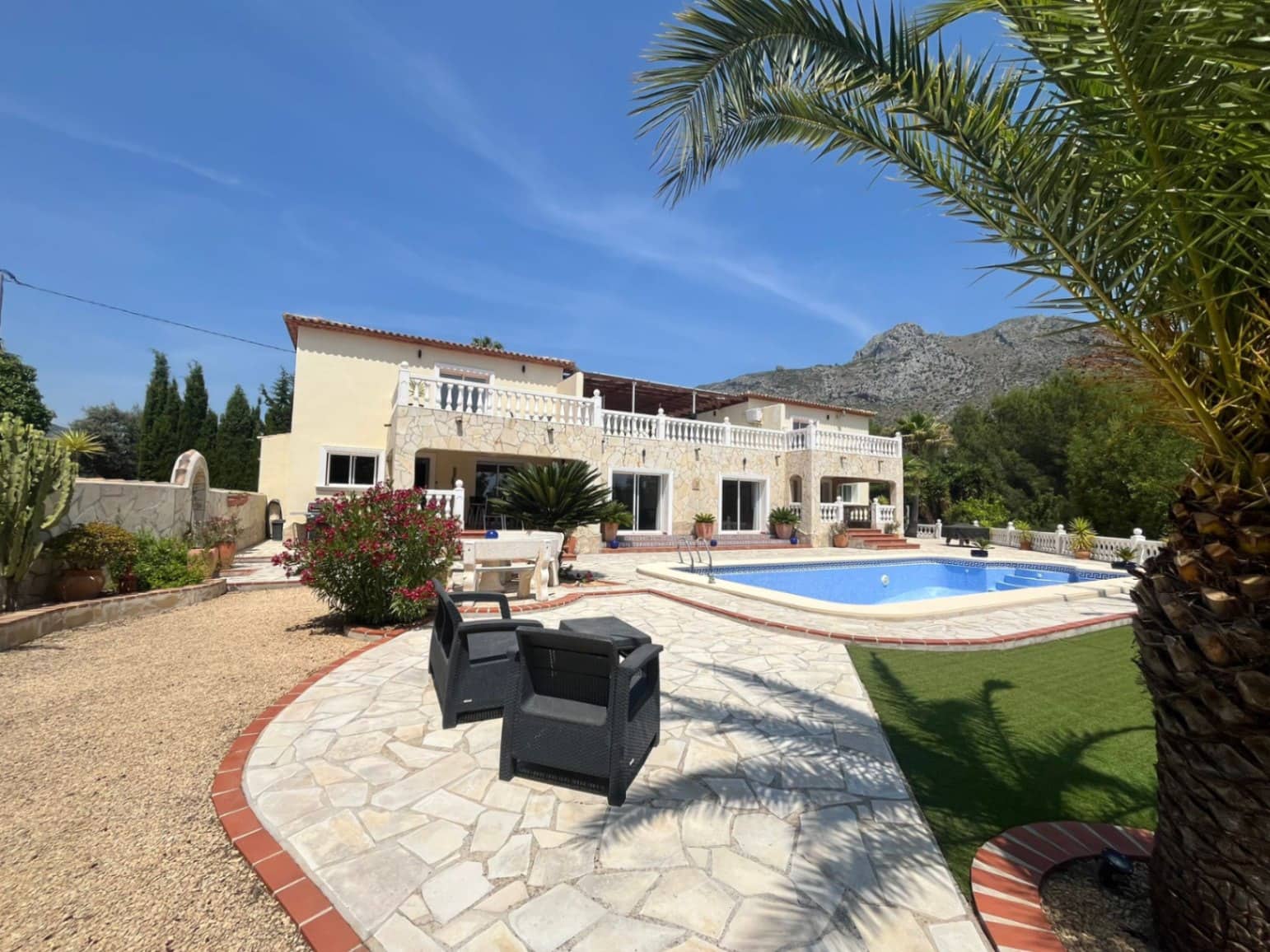 6 soveværelse Finca/Landehus til salg i Benigembla / Benichembla med garage - € 920.000 (Ref: 9882674)