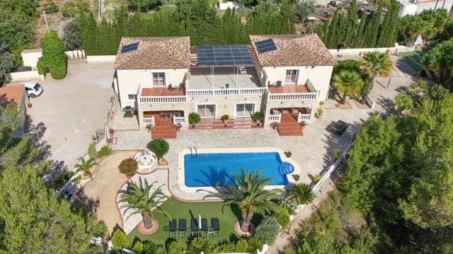 6 soveværelse Finca/Landehus til salg i Benigembla / Benichembla med garage - € 920.000 (Ref: 9882674)
