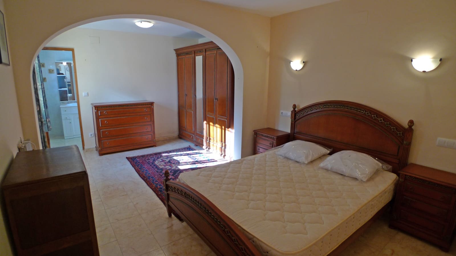 2 slaapkamer Villa te koop in Orba met zwembad garage - € 370.000 (Ref: 9894978)
